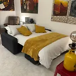 Mamma Roma Art